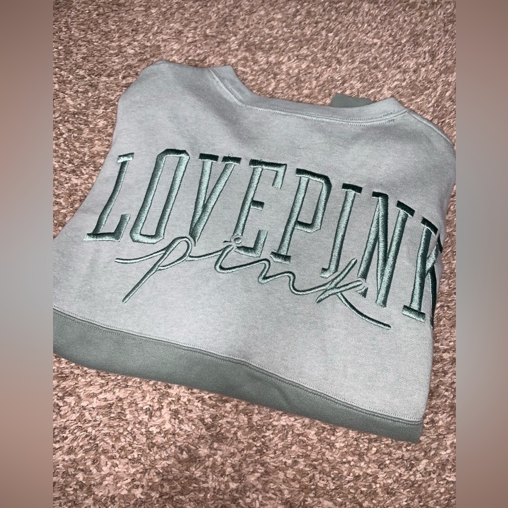 Victoria’s Secret Pink Campus Crew Size Small